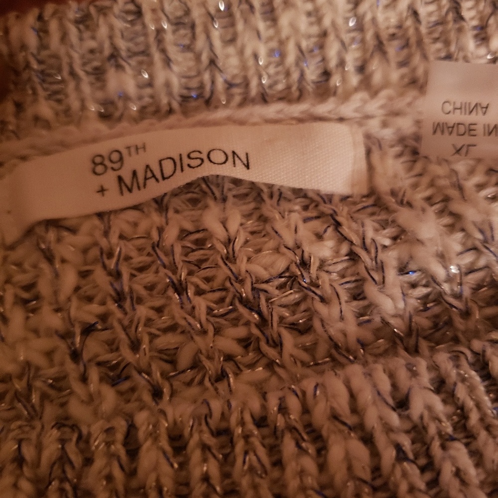 Sweater - Picture 2 of 3